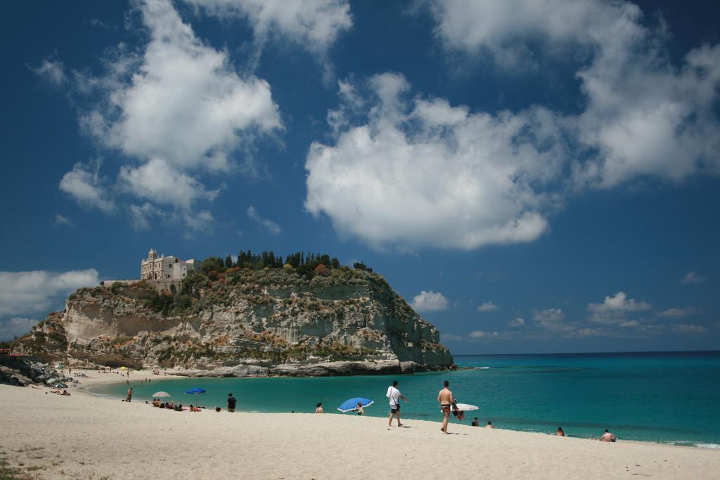 Appartamenti Porta Antica Di Tropea Habitación foto